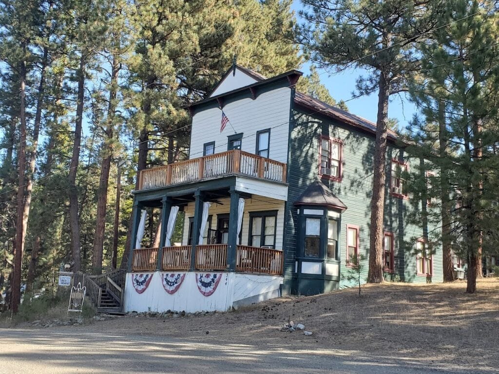 Sumpter Bed & Breakfast Haunted Hotels in Sumpter Oregon