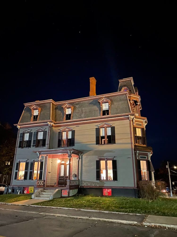 SK Haunted Victorian Mansion Haunted Hotels in Gardner Massachusetts