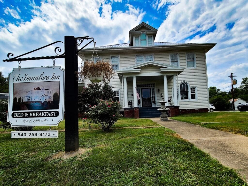 Dunnlora Inn Haunted Hotels in Mineral Virginia
