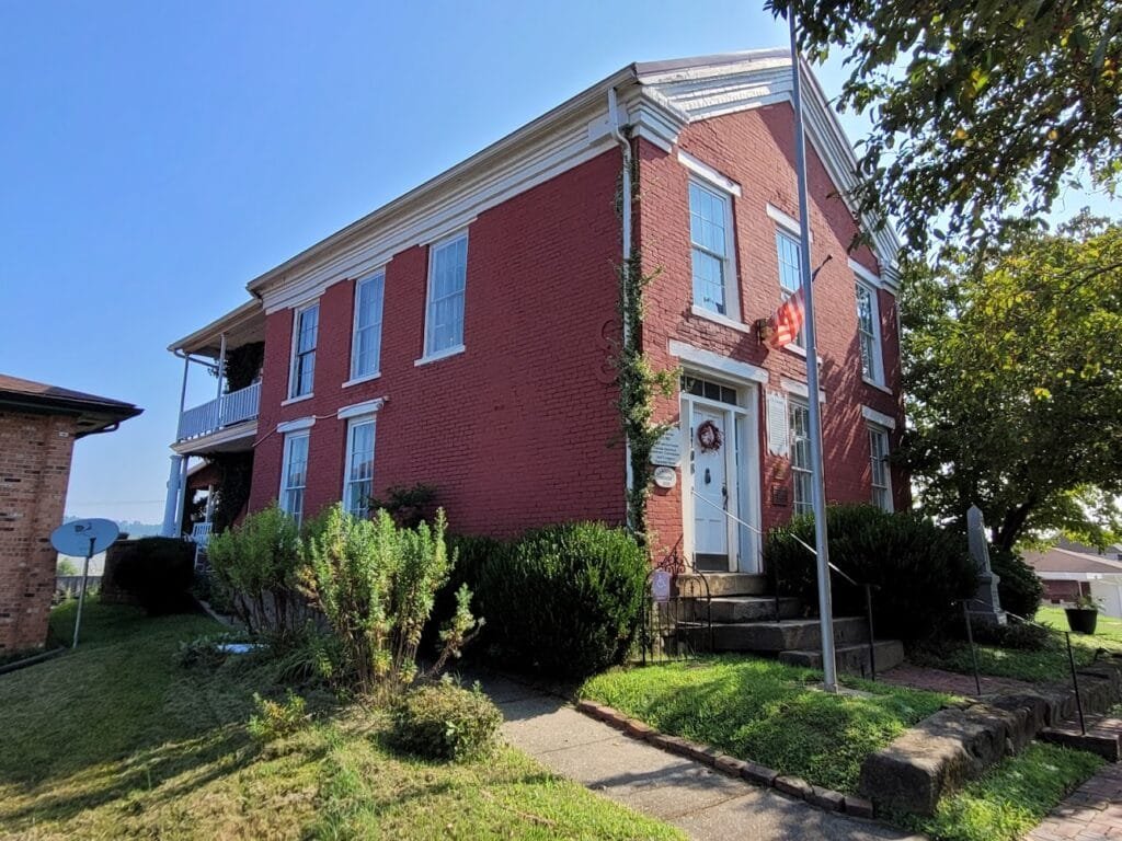 Ramsdell House Haunted Hotels in Ceredo West Virginia