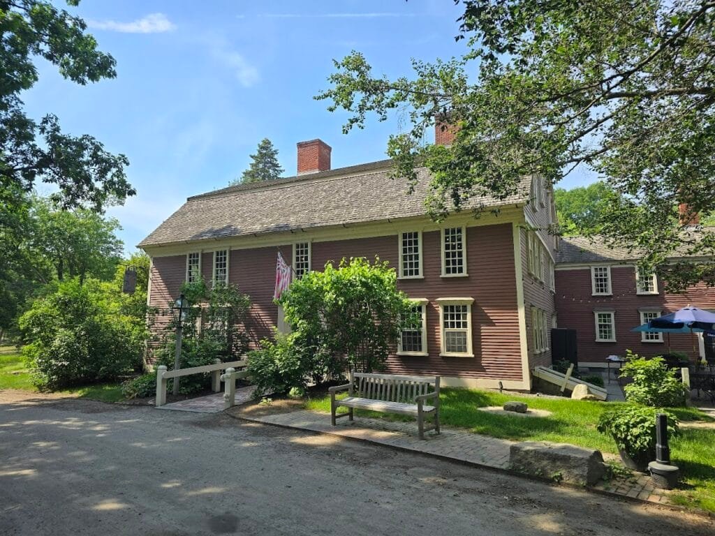 Longfellow's Wayside Inn Haunted Hotels in Sudbury Massachusetts