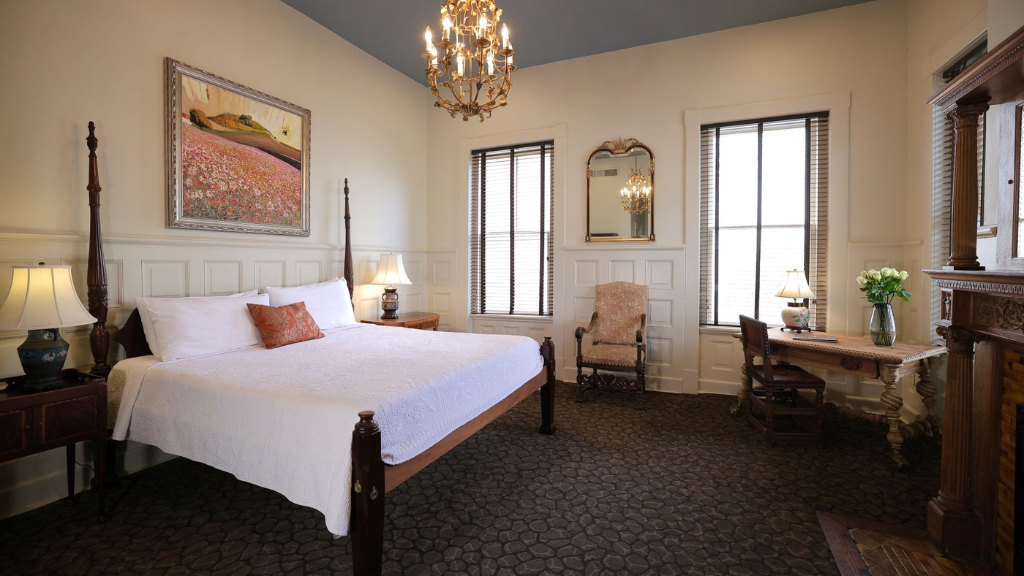 Foley House Inn Haunted Hotels in Savannah Georgia