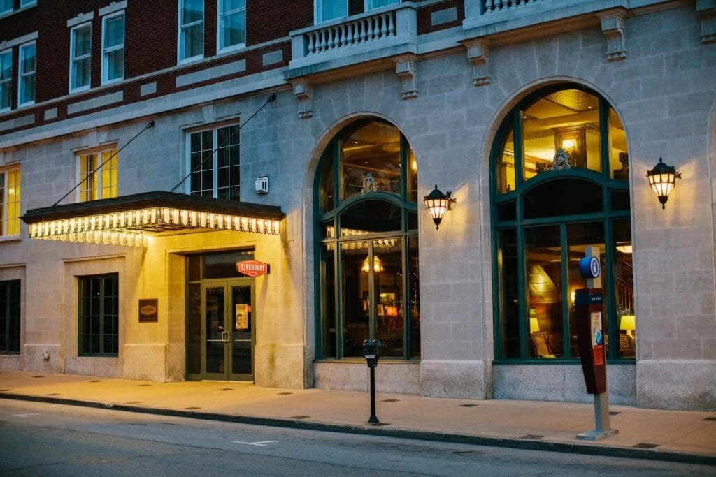 Hotel Julien Dubuque Haunted Hotels in Dubuque Iowa