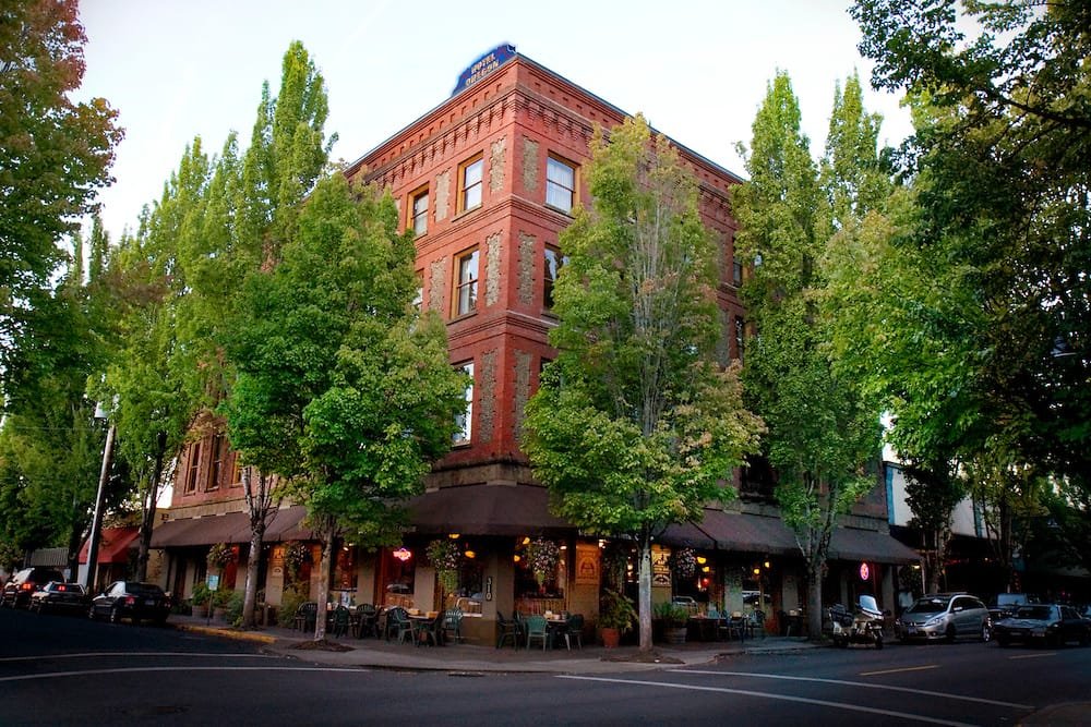 McMenamins Hotel Oregon Haunted Hotels in McMinnville Oregon