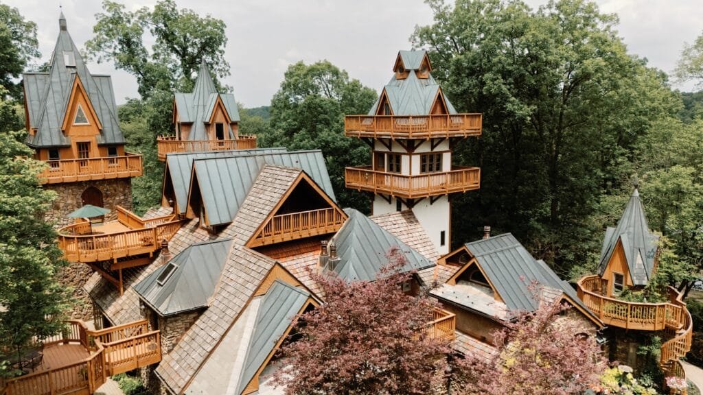 Landoll's Mohican Castle - Luxury Hotel in Central Ohio Haunted Hotels in Loudonville Ohio