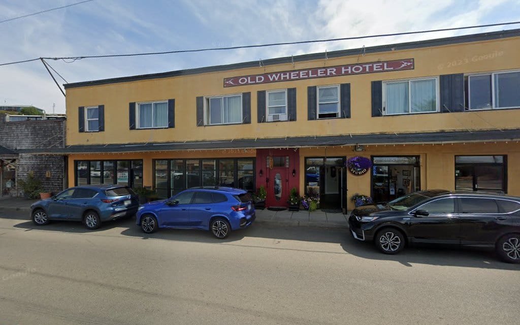 Old Wheeler Hotel Haunted Hotels in Wheeler Oregon