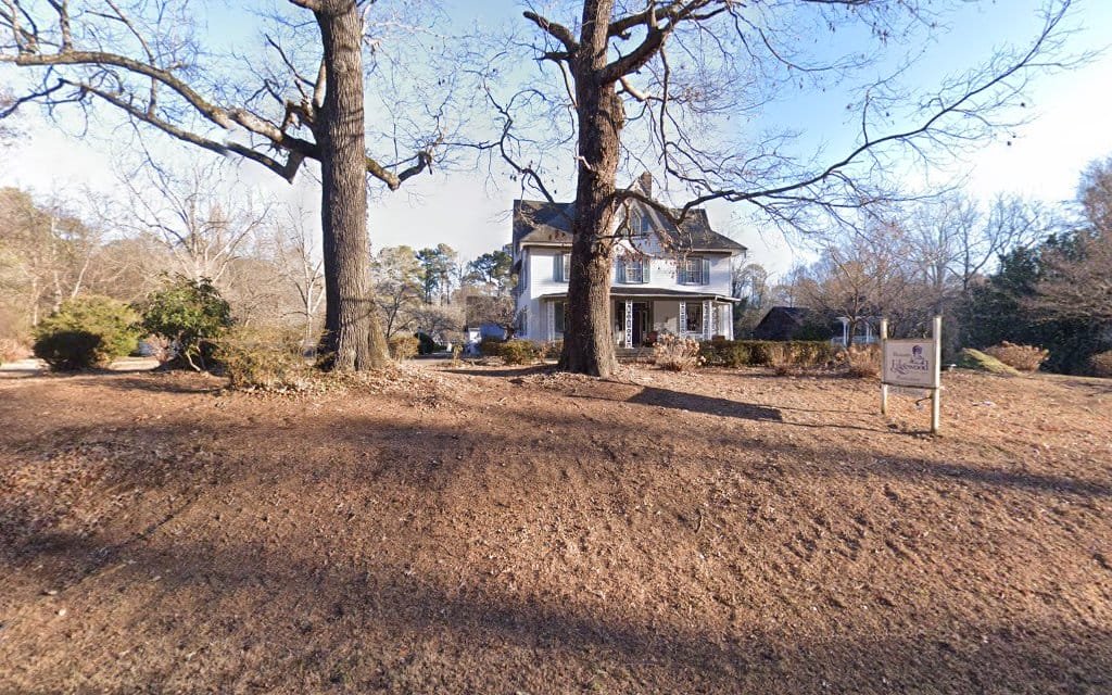 Edgewood Plantation Haunted Hotels in Charles City Virginia