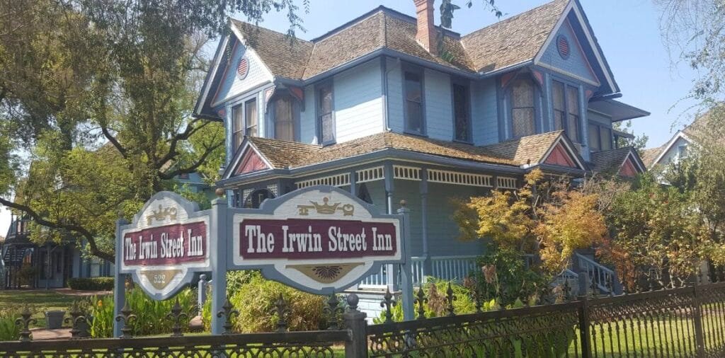 The Irwin Street Inn Haunted hotel in california