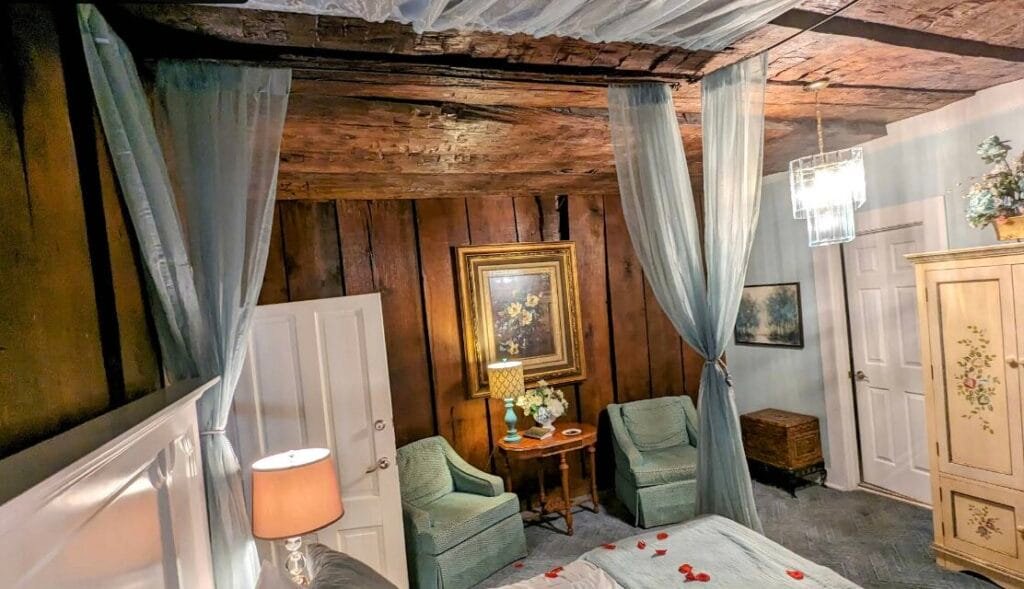 Jailer's Inn Bed & Breakfast haunted hotel in Kentucky