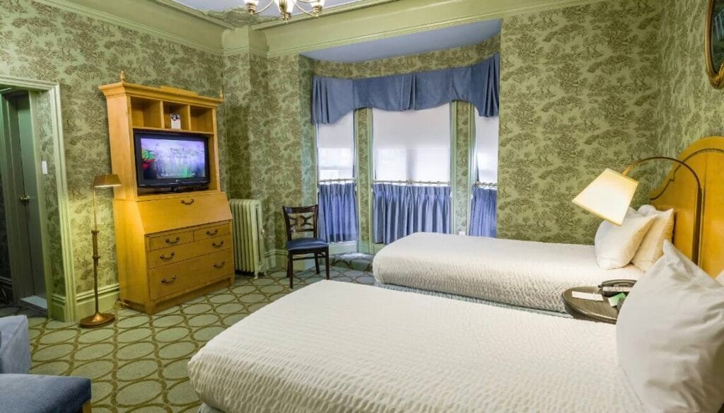 Hotel Wolcott new york haunted hotels